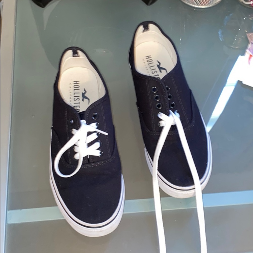 Hollister Shoes